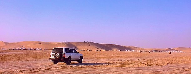 Offroading Desert Raiding